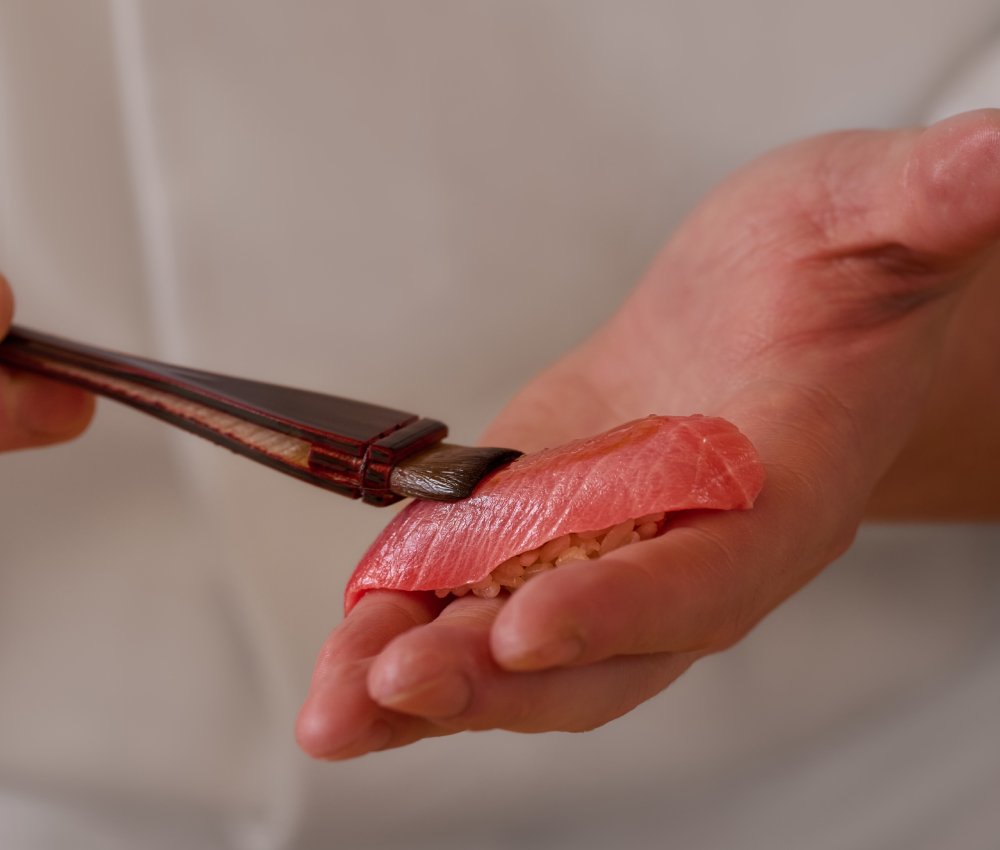 sushi-ryujiro-omakase-experience-feature